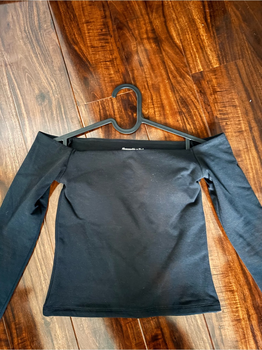 Abercrombie & Fitch Black Off-Shoulder Long Sleeve Bra-Free Top
